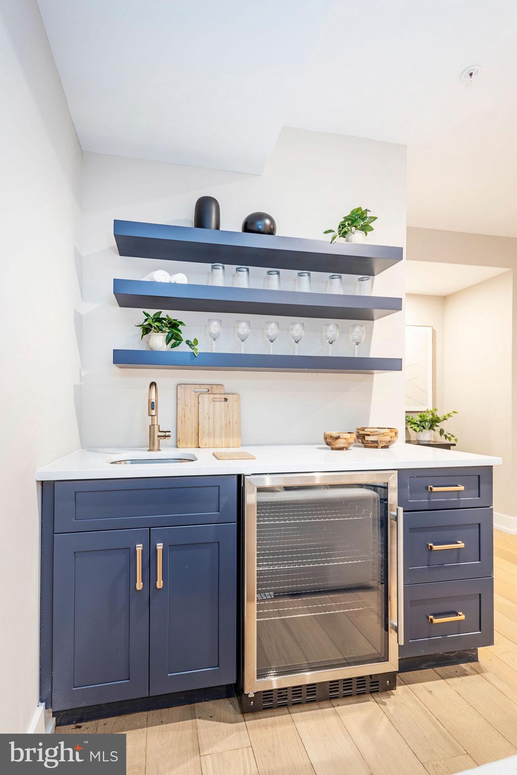 1096 E WILLOW GROVE AVENUE 1118 LOT 4