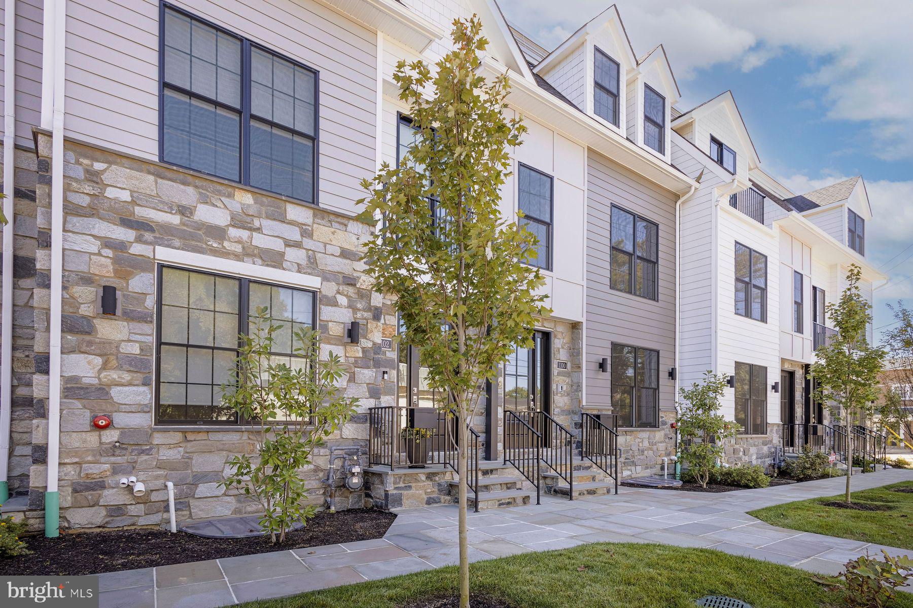 1096 E WILLOW GROVE AVENUE