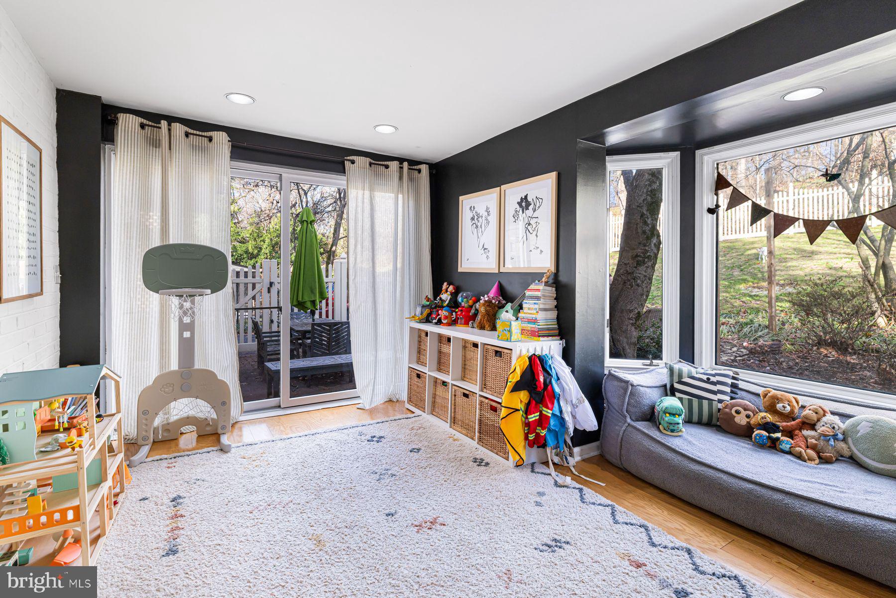 8312 TULPEHOCKEN AVENUE