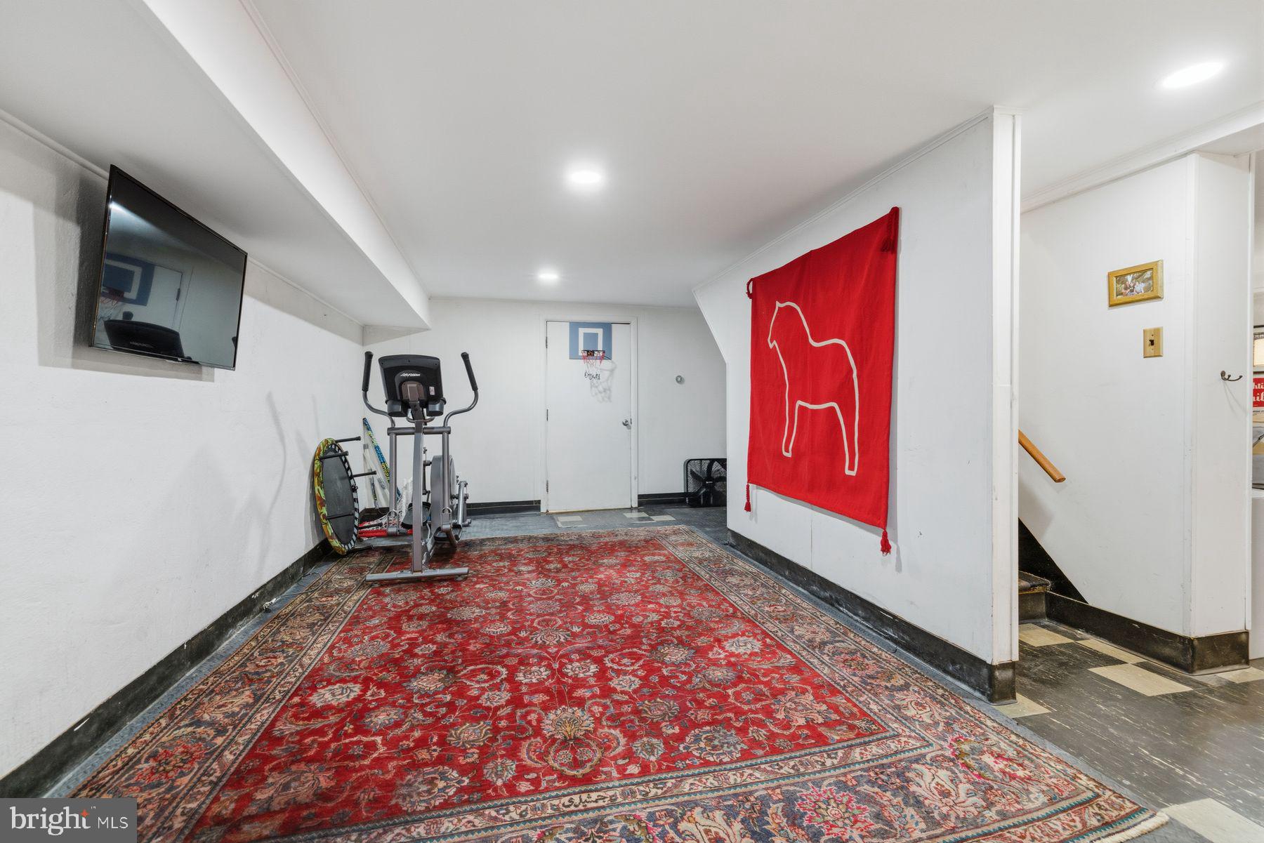 6254 W VALLEY GREEN ROAD