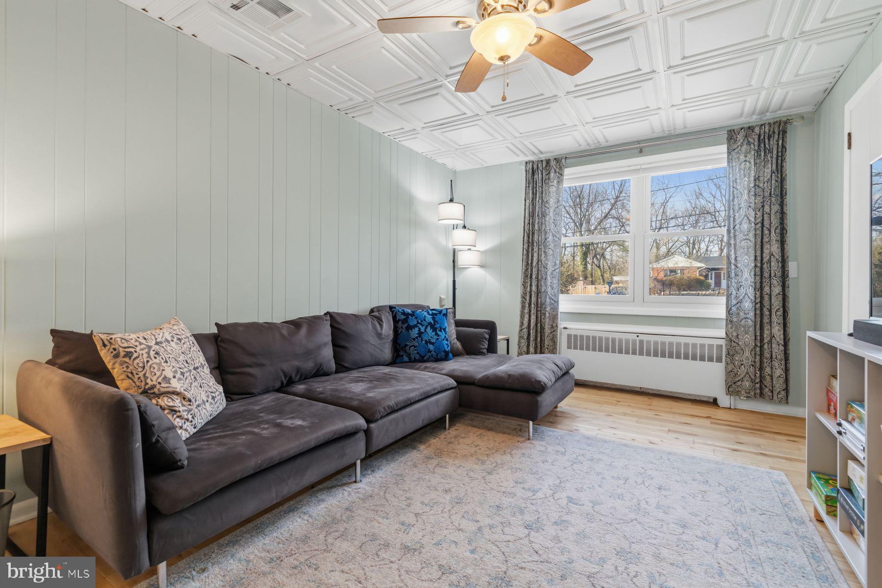 6254 W VALLEY GREEN ROAD