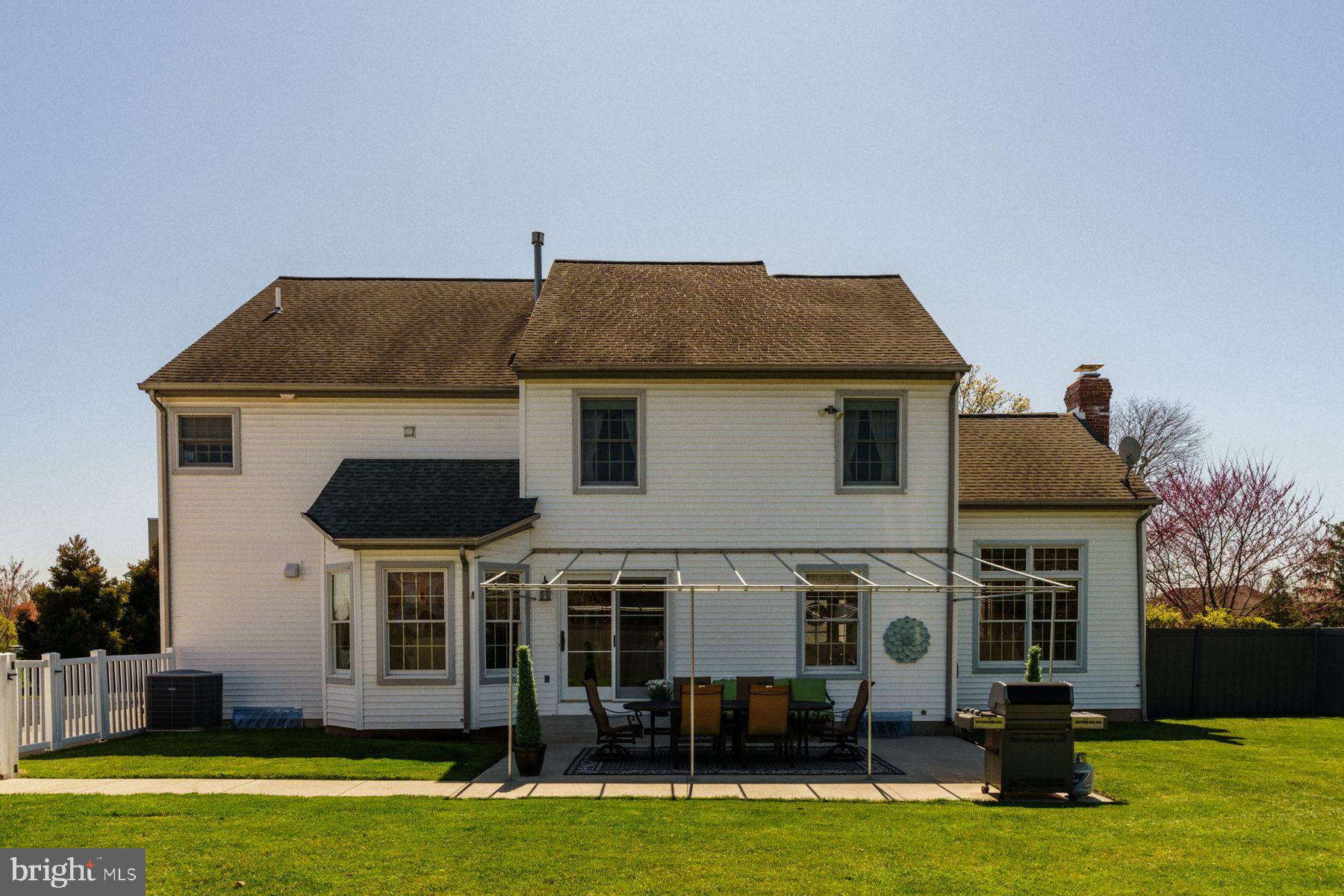 614 GLENVIEW DRIVE