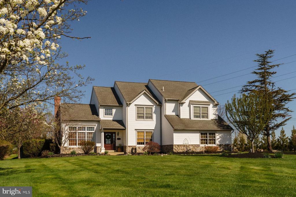 614 GLENVIEW DRIVE