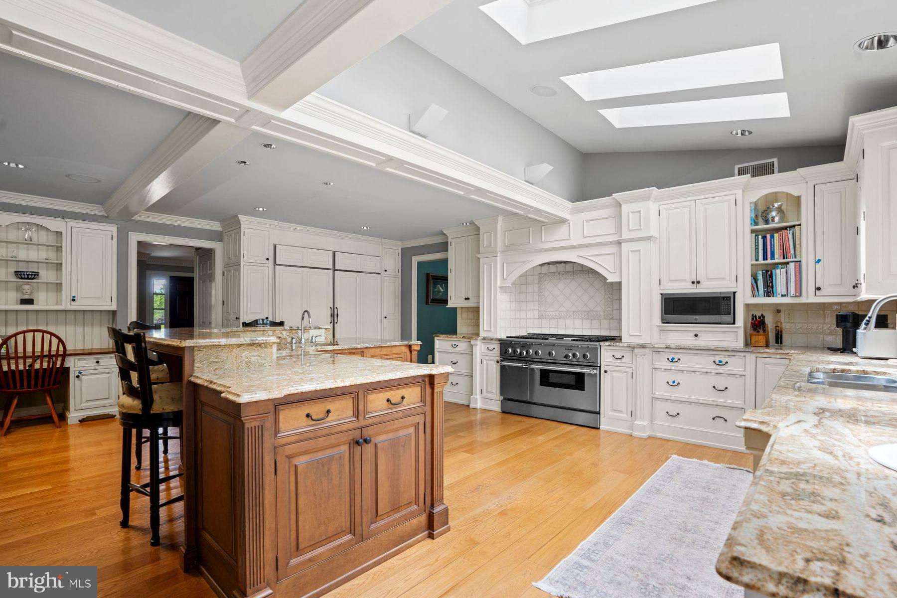 1017 LORIEN DRIVE