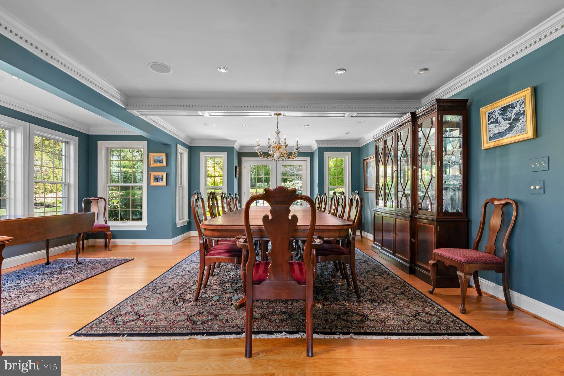 1017 LORIEN DRIVE