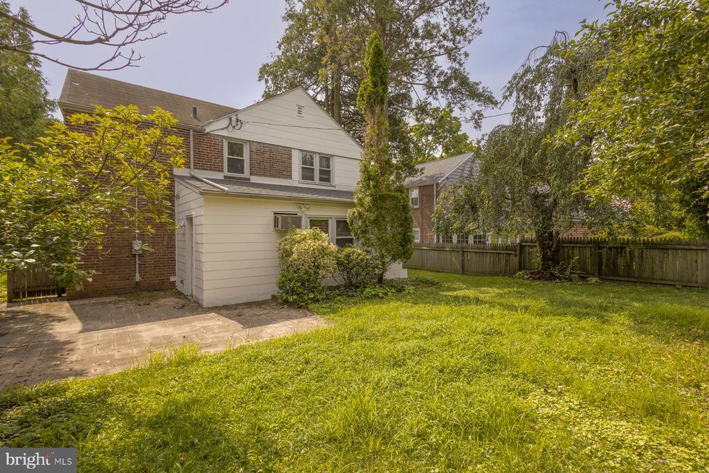 531 ROCK GLEN DRIVE