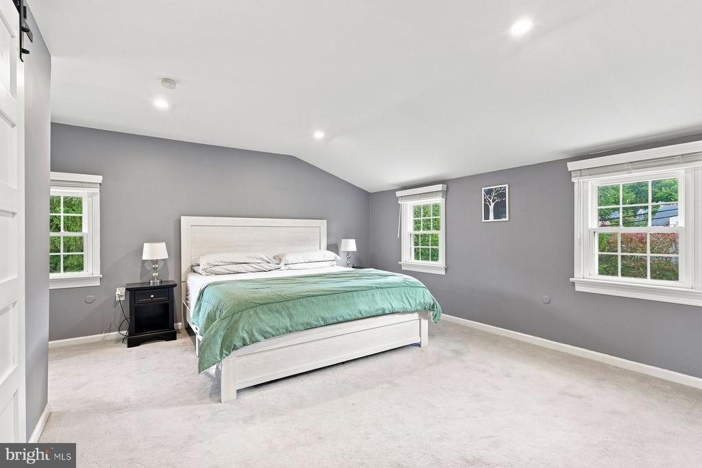 203 LARRIMORE LANE