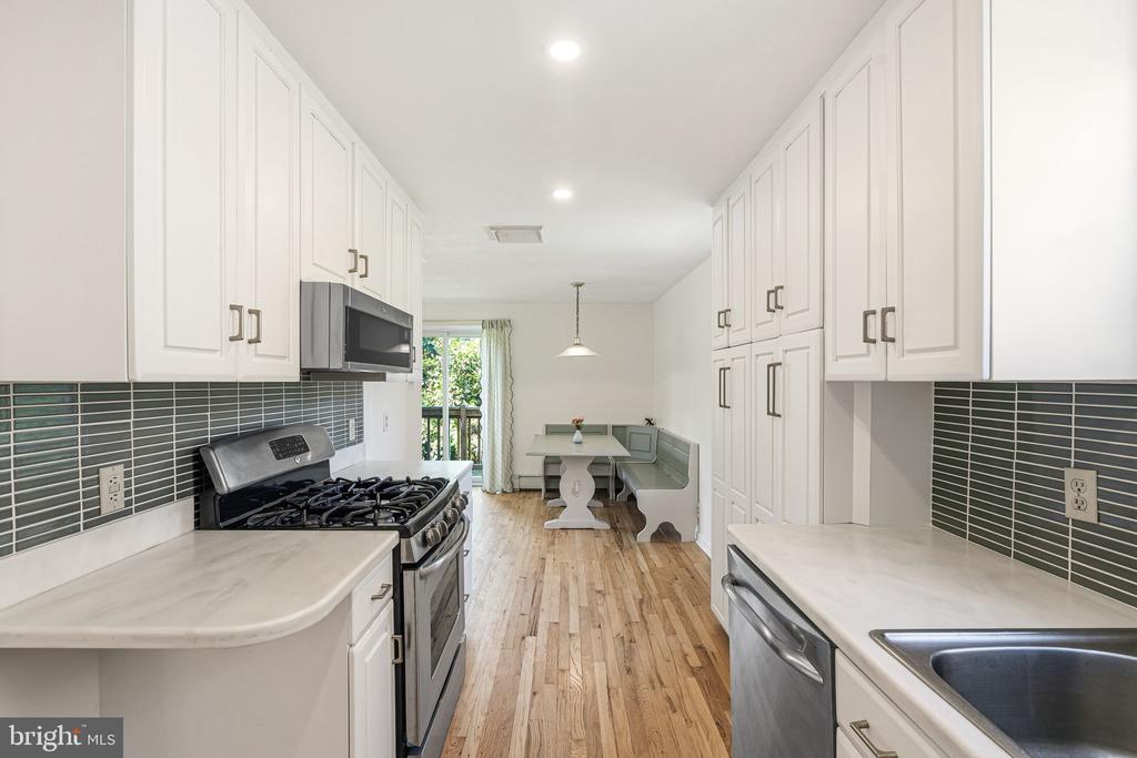 111 CROSSHILL ROAD