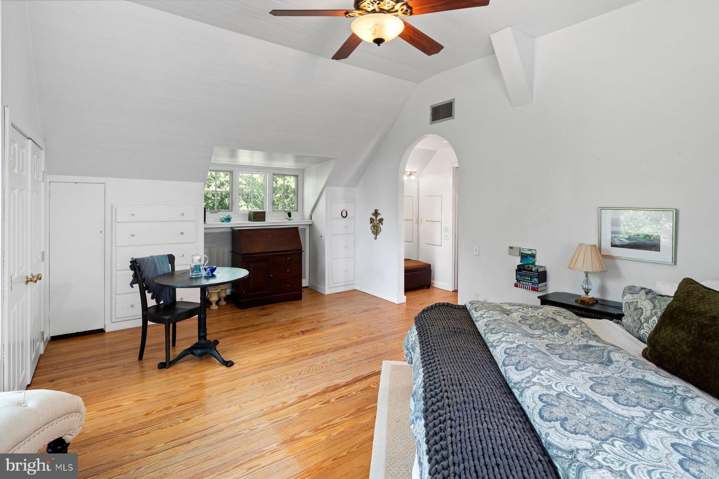 140 Bethlehem Pike