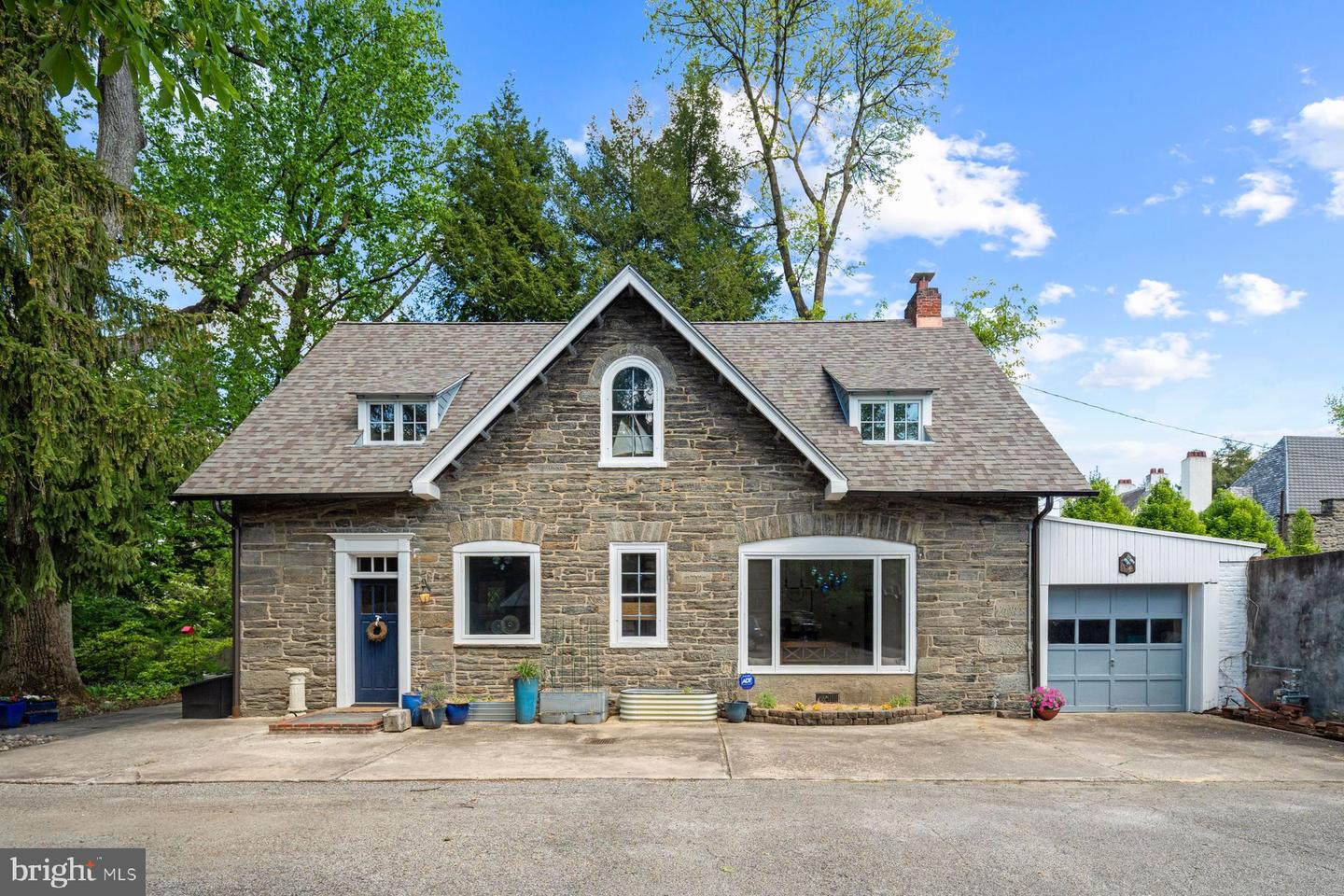 140 Bethlehem Pike