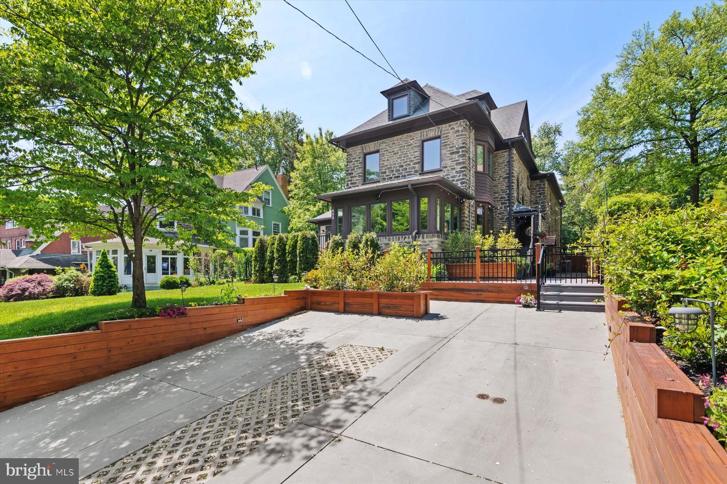 139 Pelham Rd