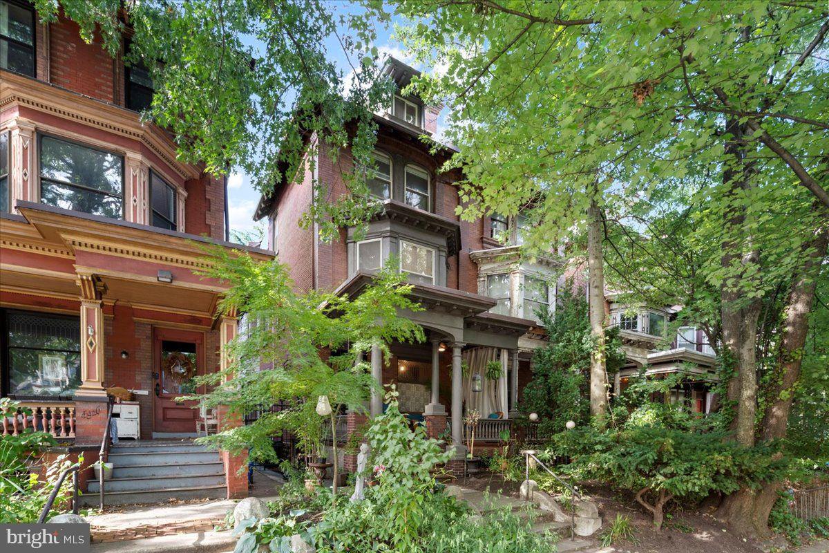 4928 Cedar Ave