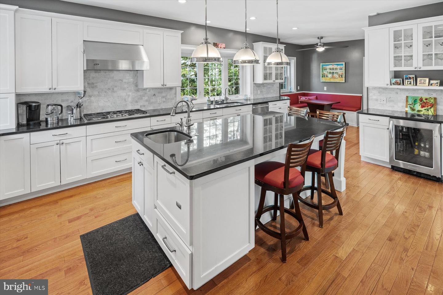 109 W Moreland Ave