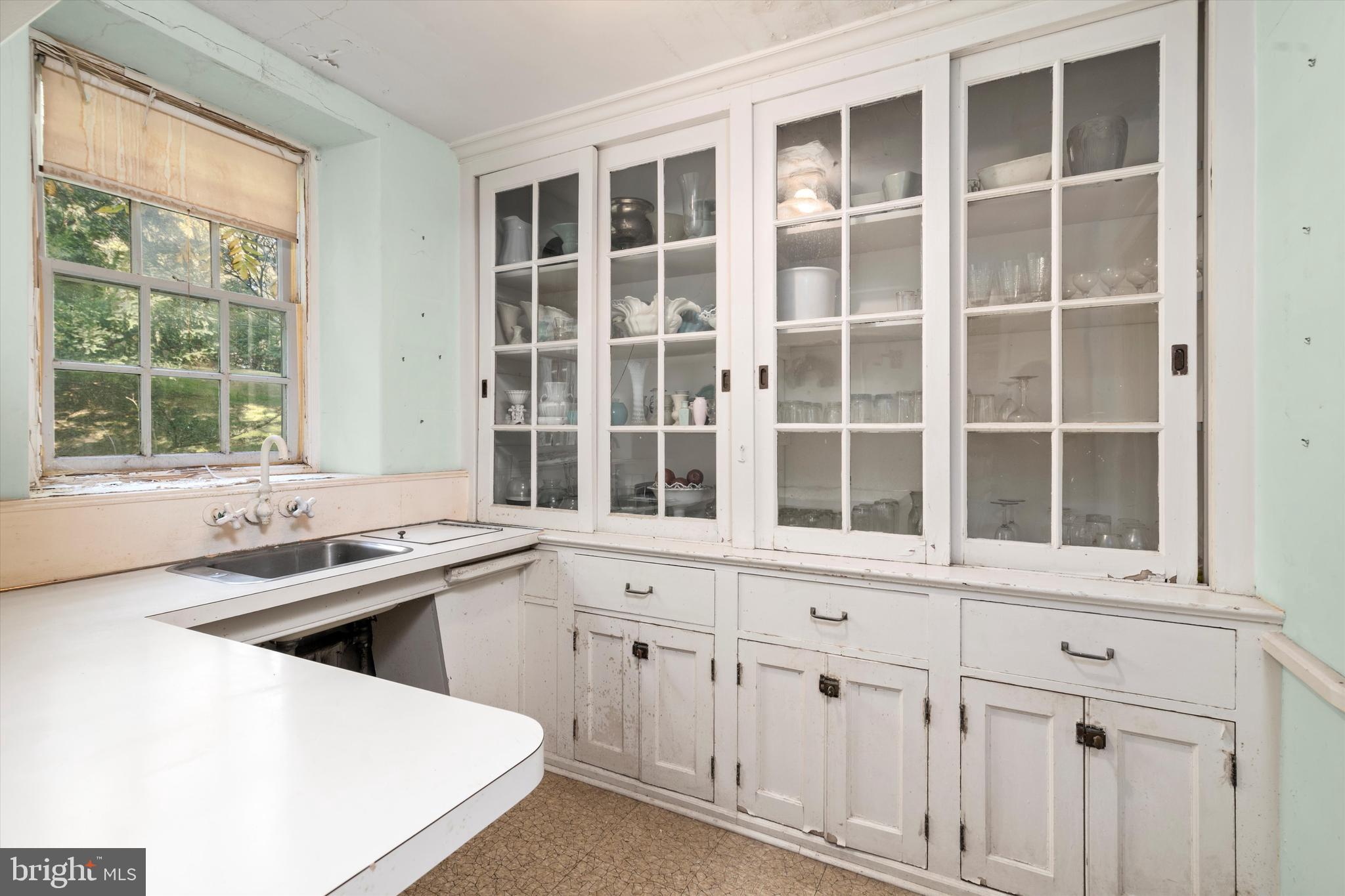 31 & 29 W Bells Mill Rd