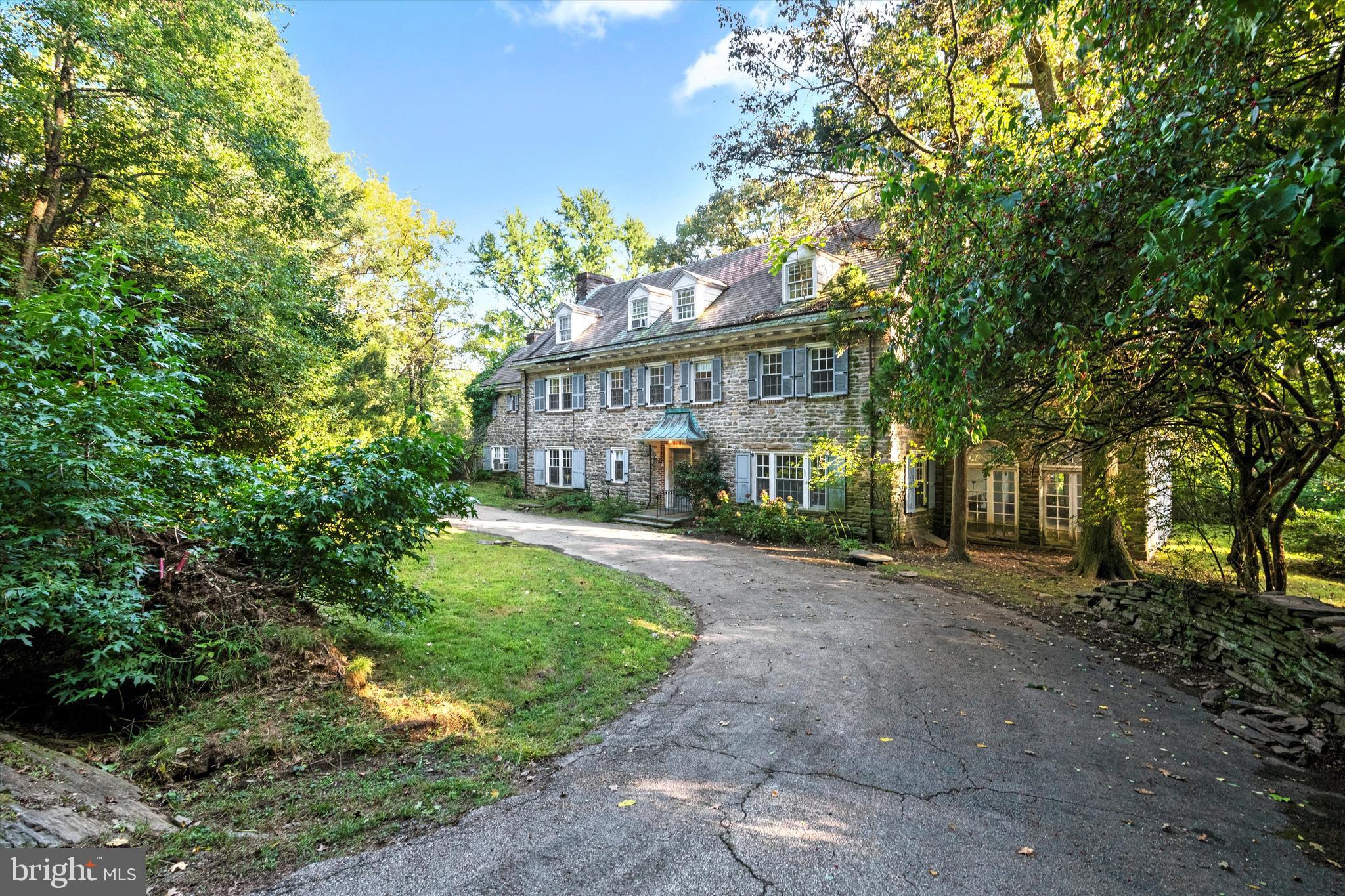 31 & 29 W Bells Mill Rd