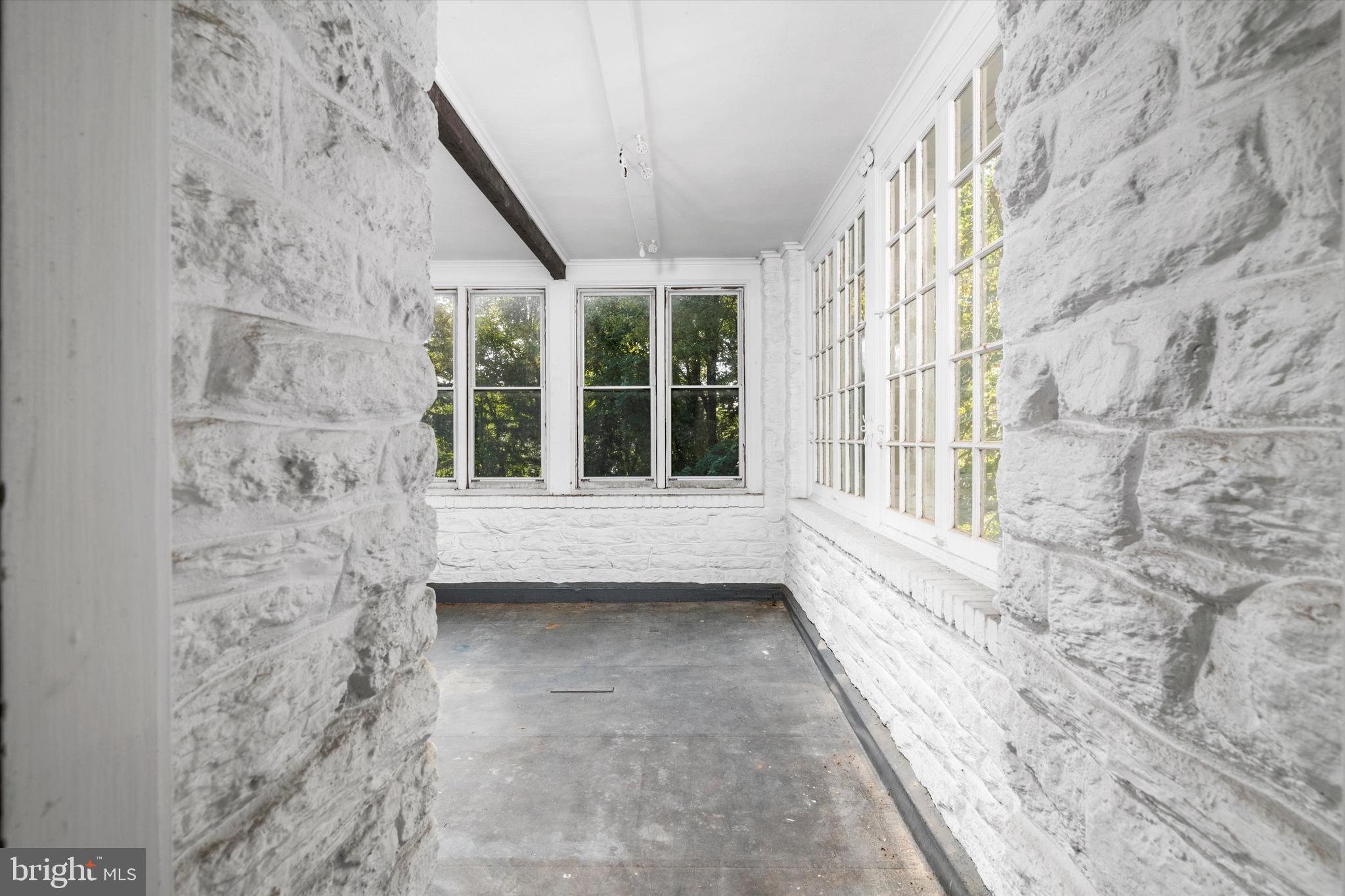 31 & 29 W Bells Mill Rd