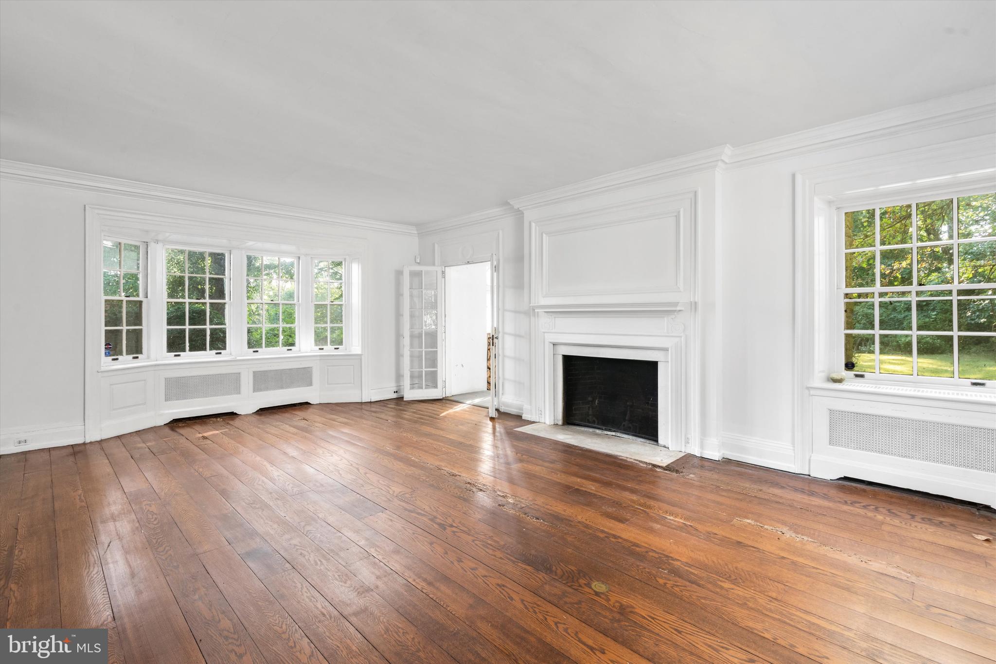 31 & 29 W Bells Mill Rd