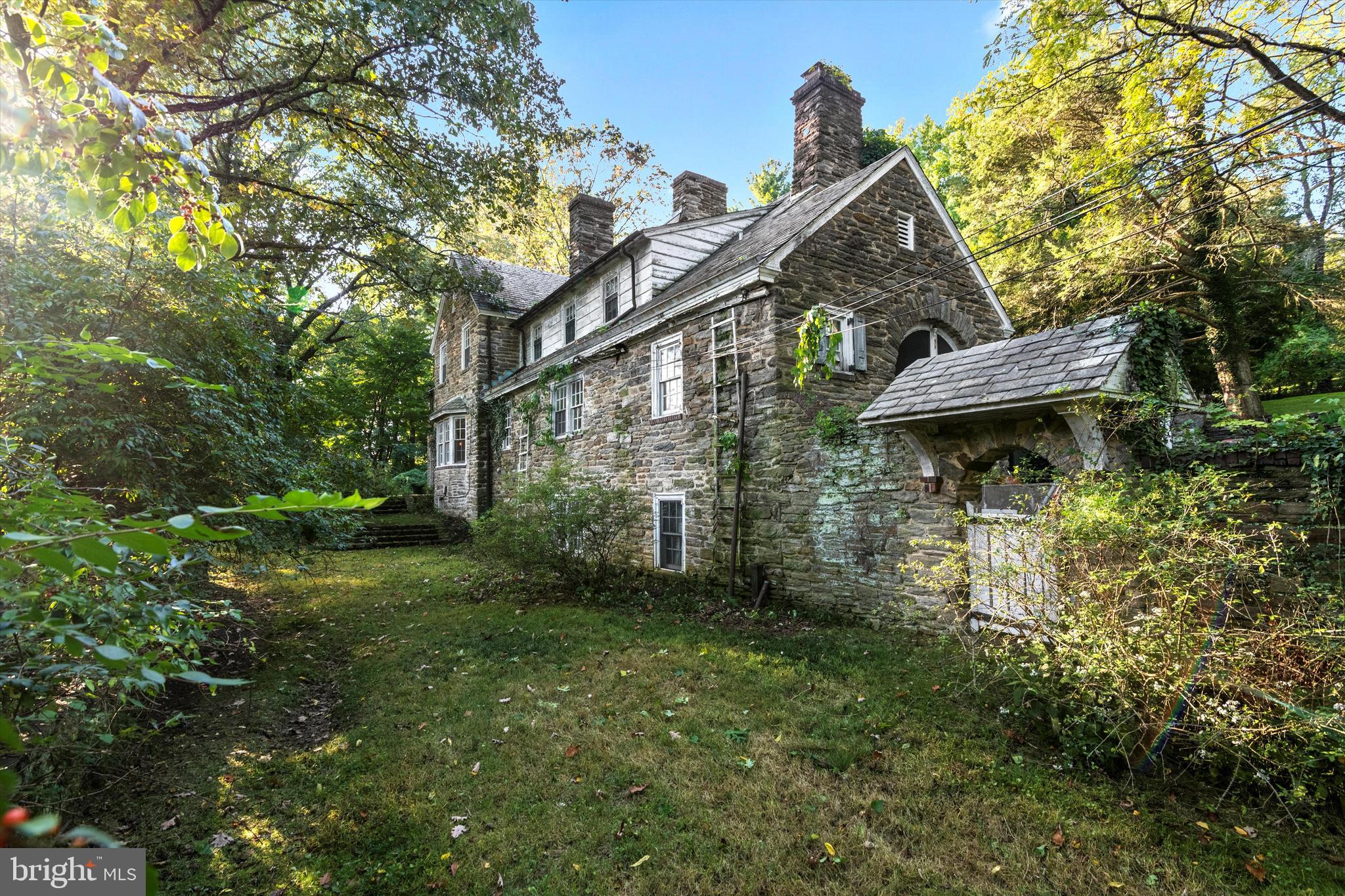 31 & 29 W Bells Mill Rd