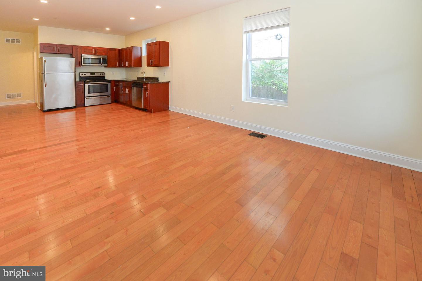 312 N 40th St
