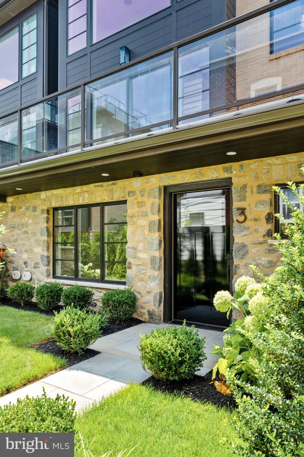 30 W Highland Ave #3