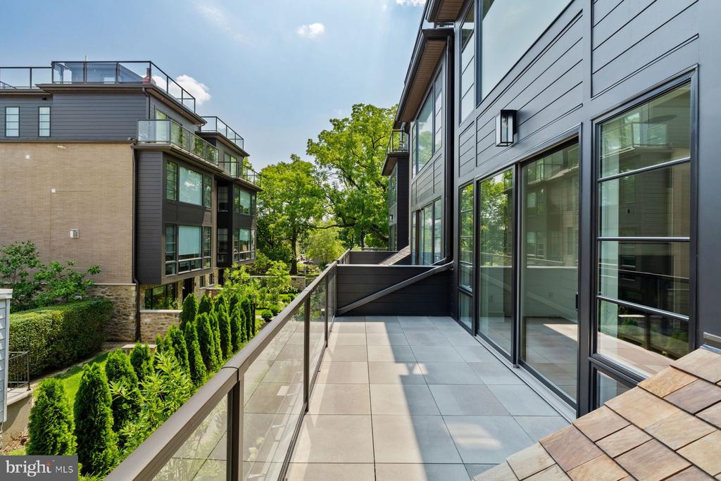 30 W Highland Ave #3