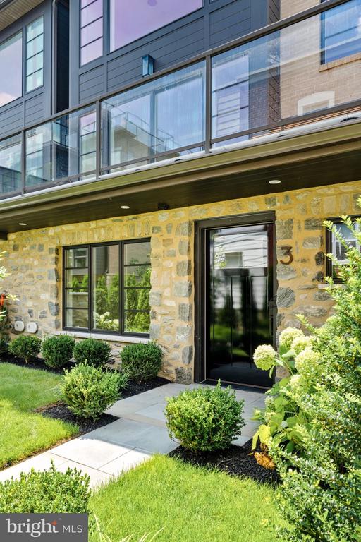 30 W Highland Ave #3