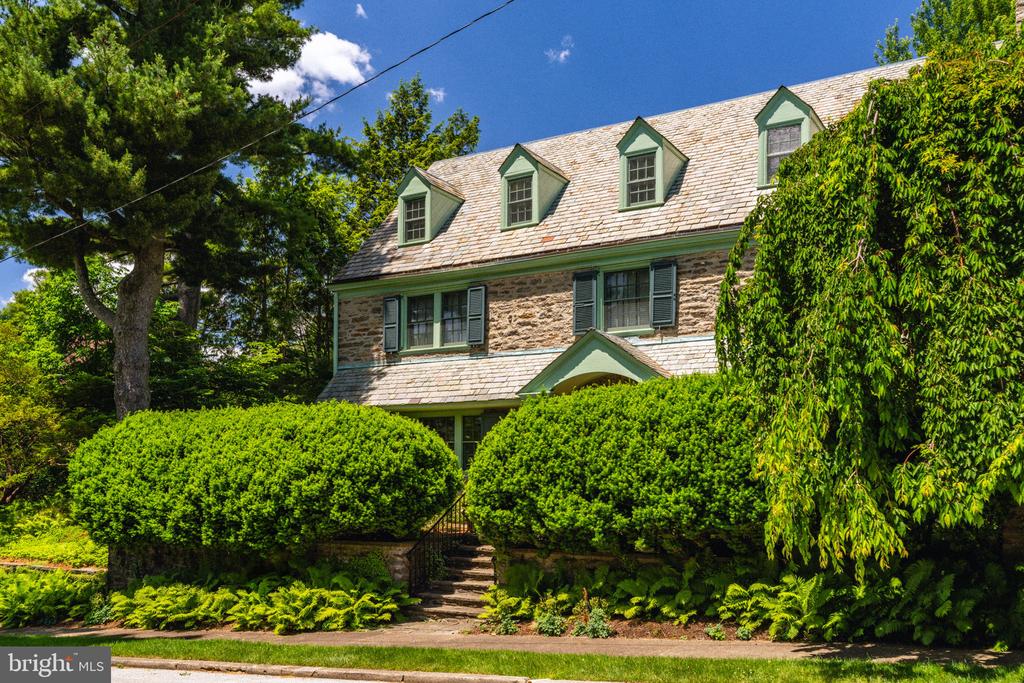 3 Norman Ln