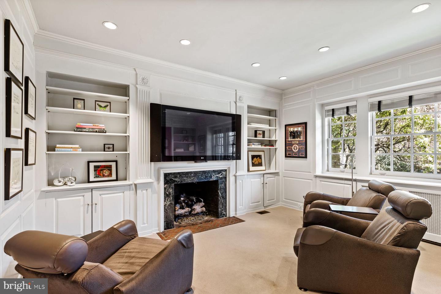 3 Norman Ln