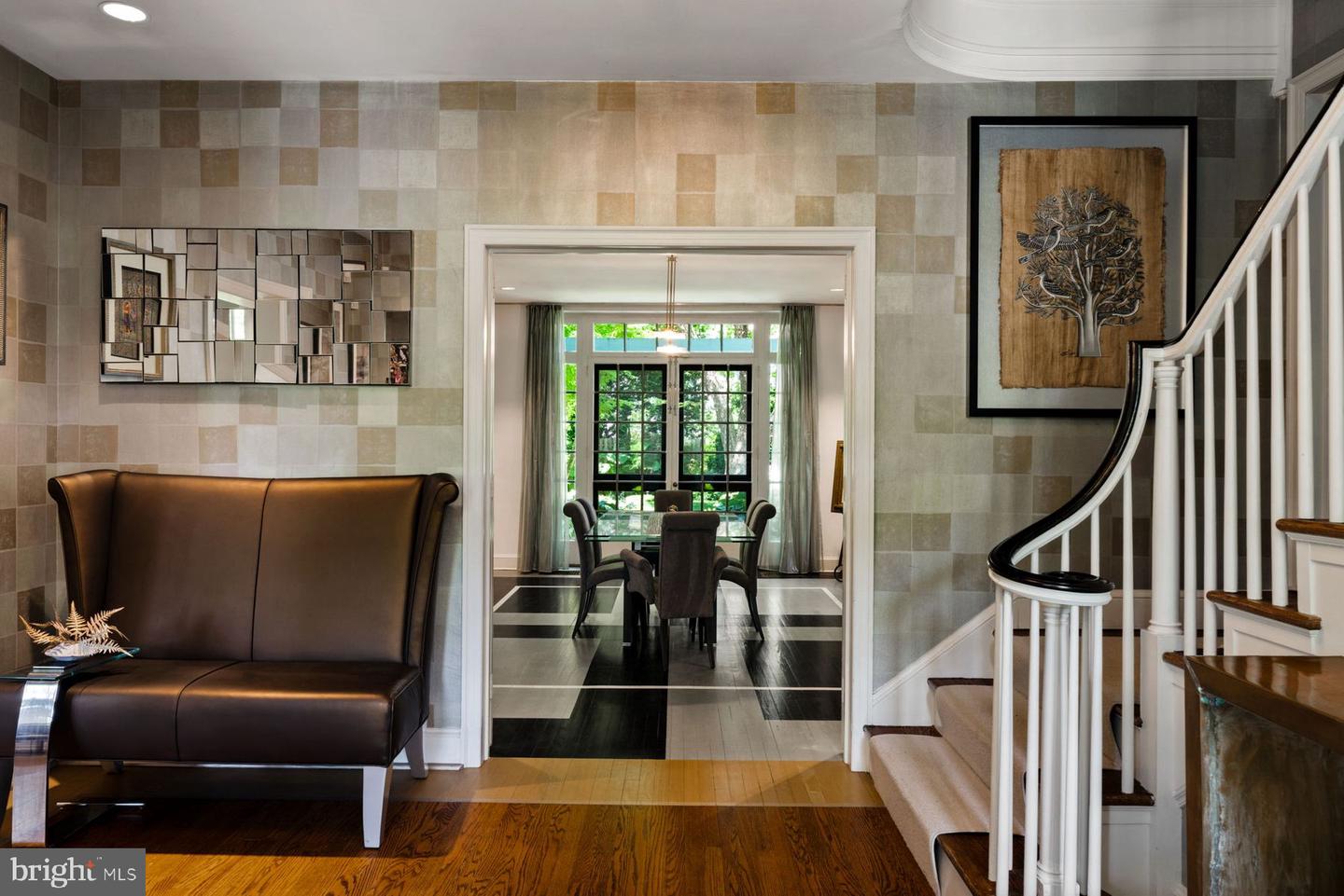 3 Norman Ln