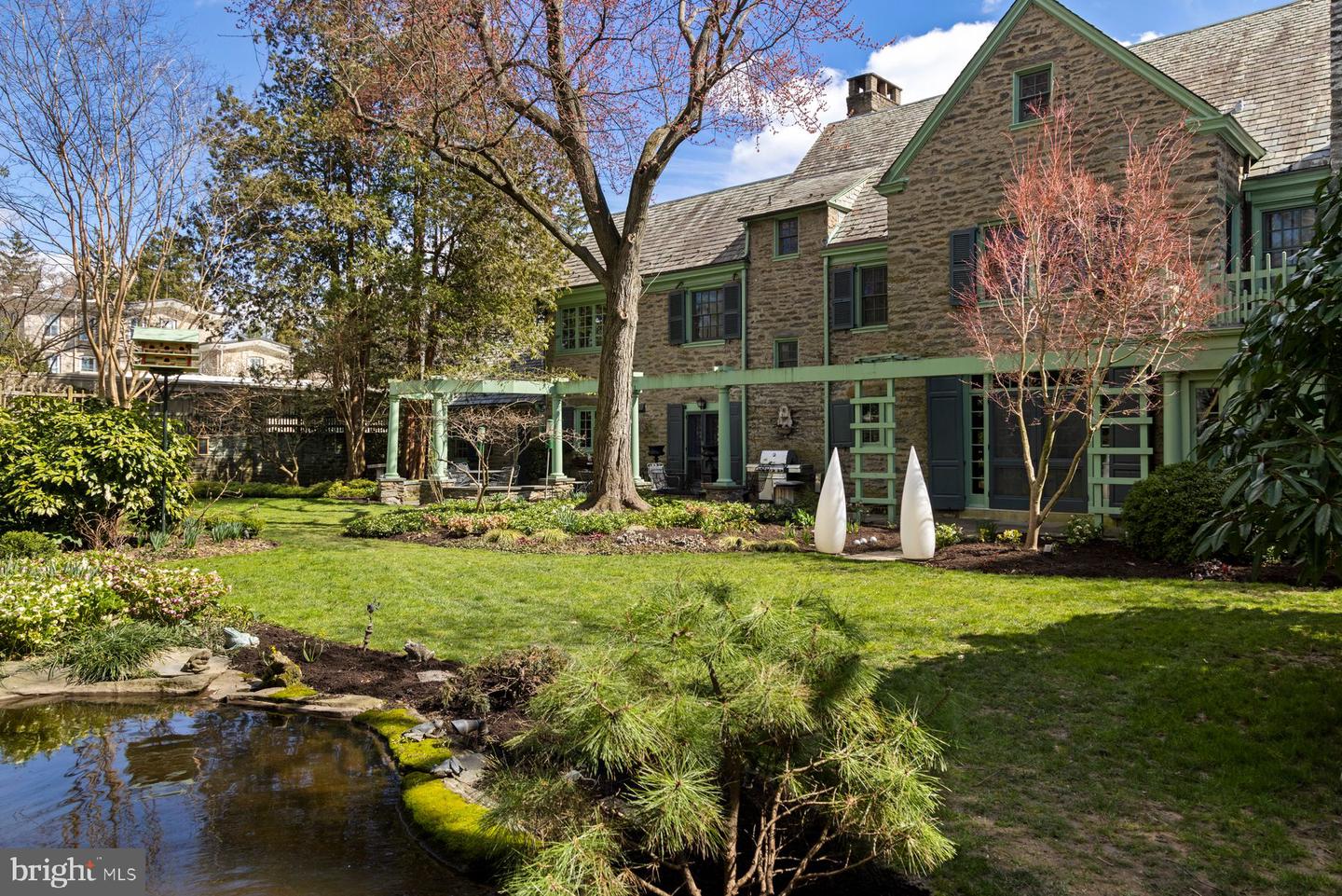 3 Norman Ln