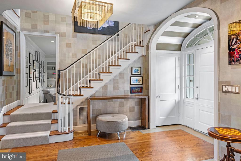 3 Norman Ln