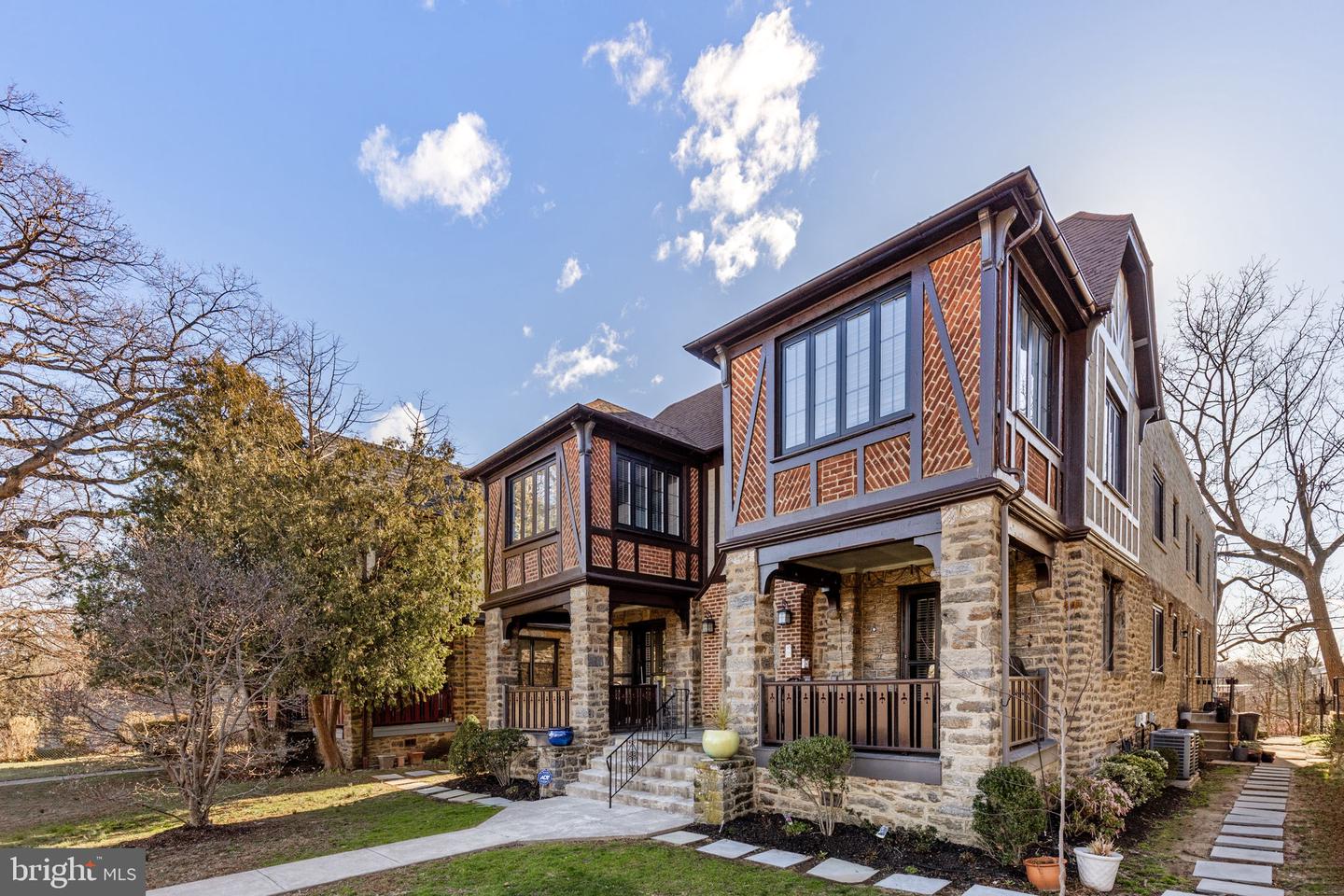 428 W Ellet St #3