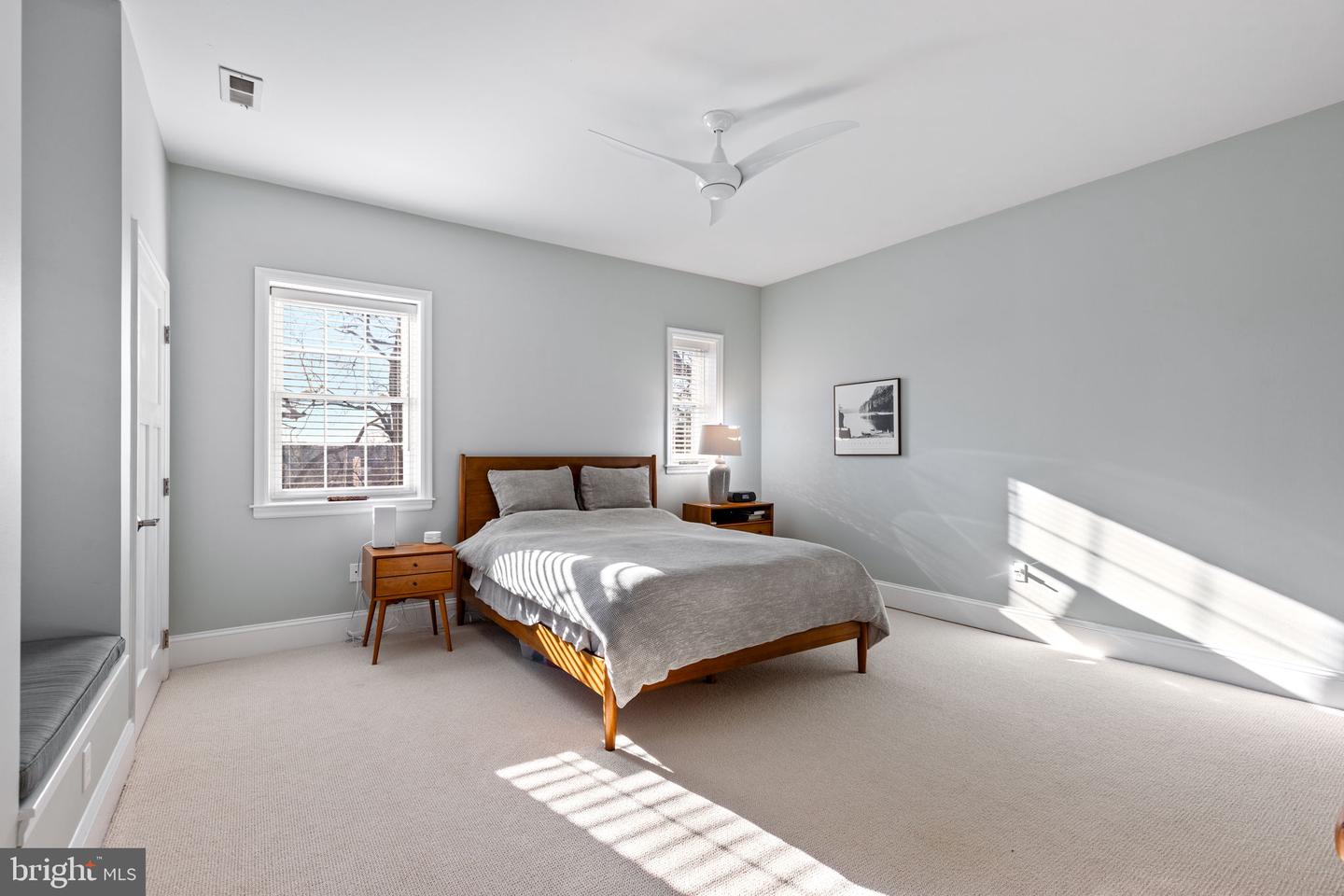 428 W Ellet St #3