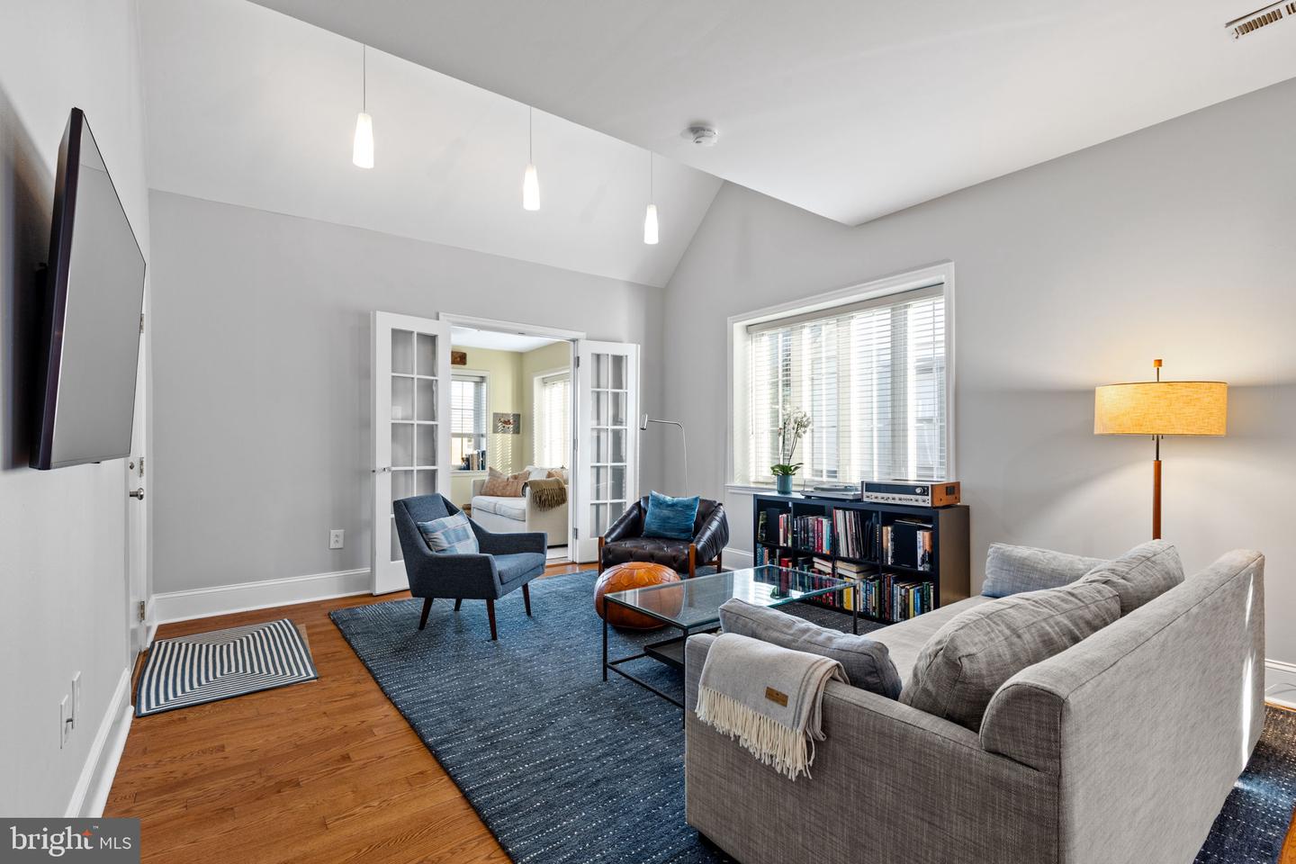 428 W Ellet St #3
