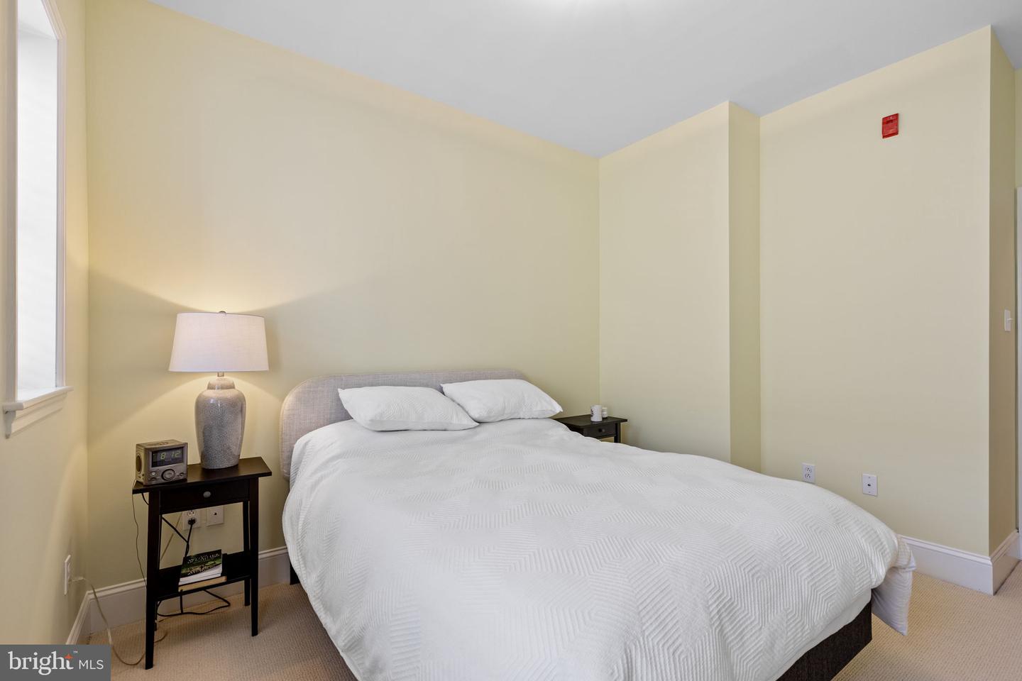 428 W Ellet St #3