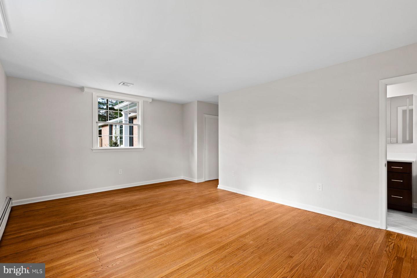 521 Telner St