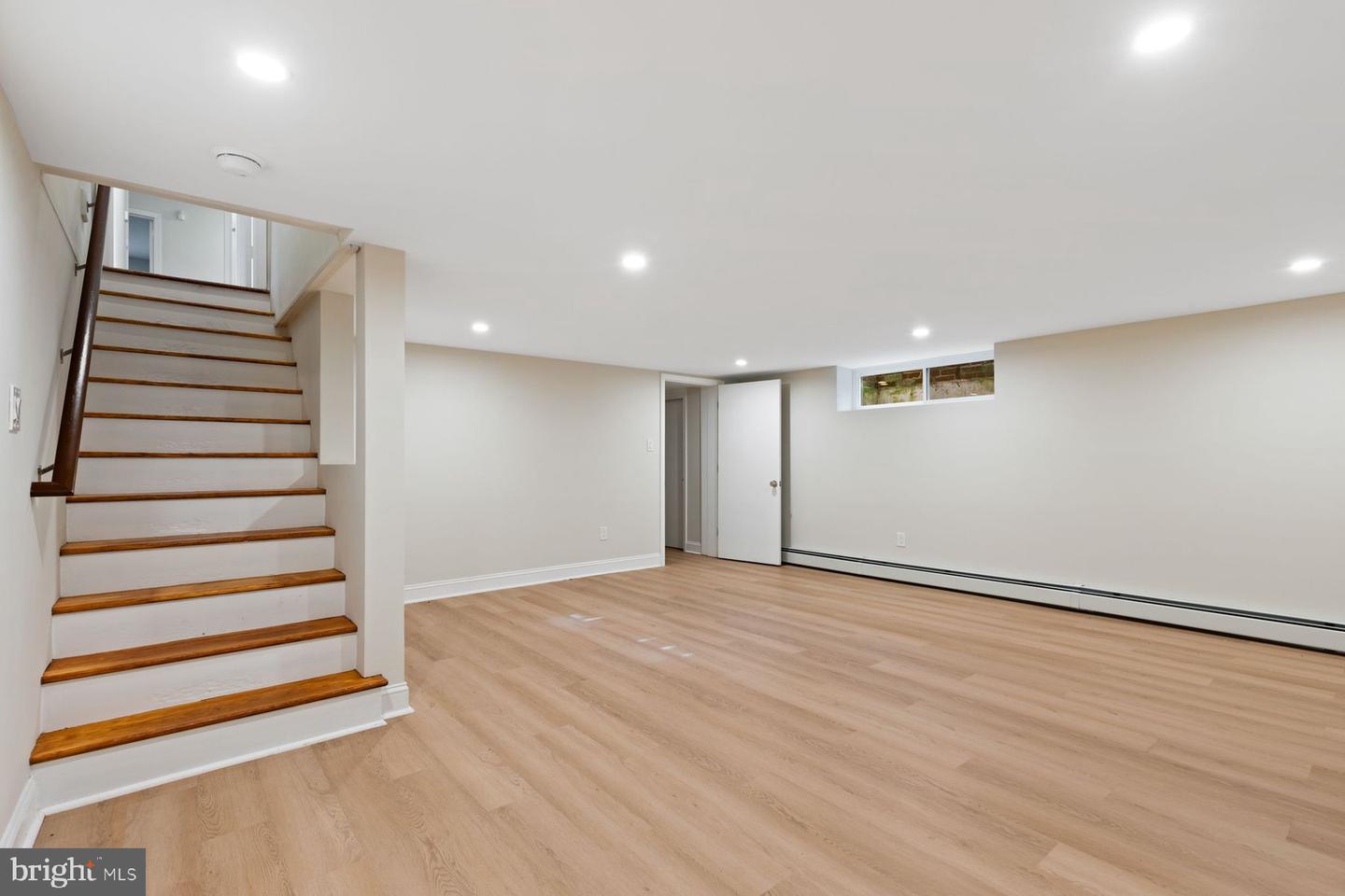 521 Telner St
