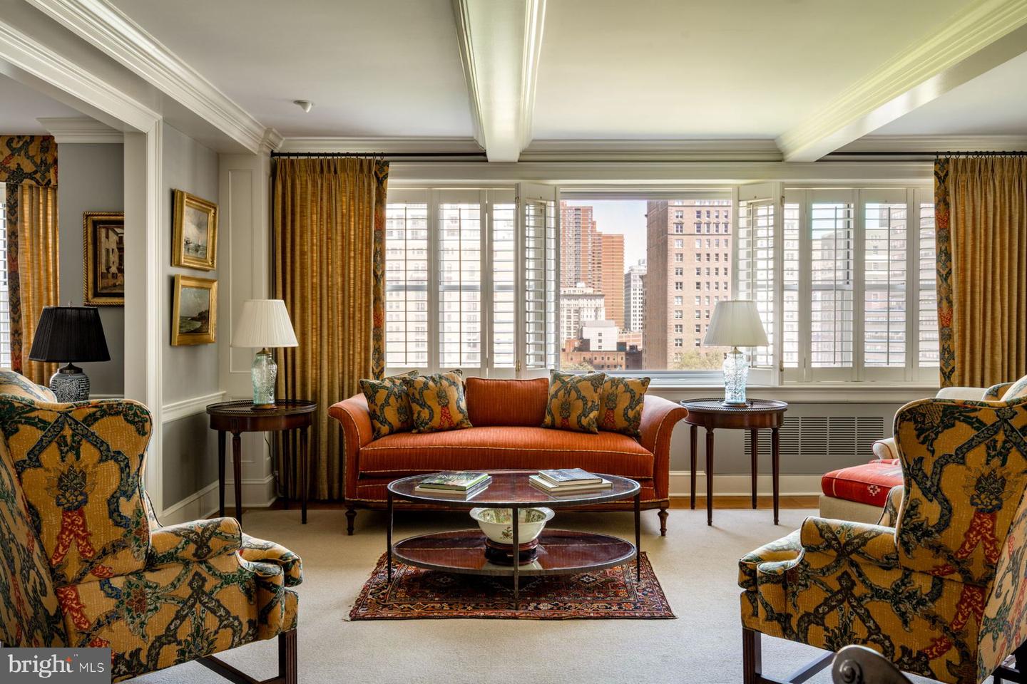220 W Rittenhouse Sq #12b