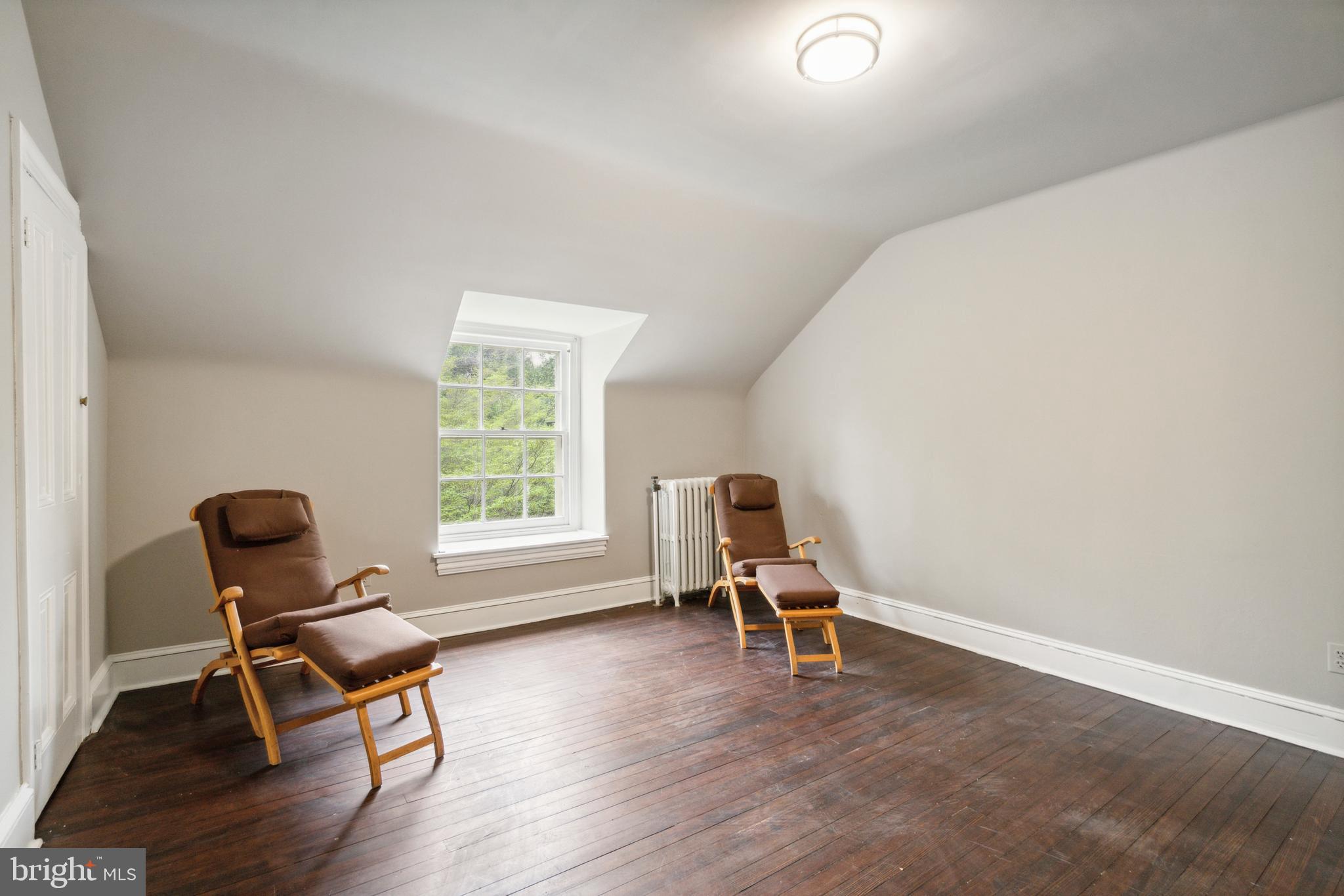 8410 PROSPECT AVENUE