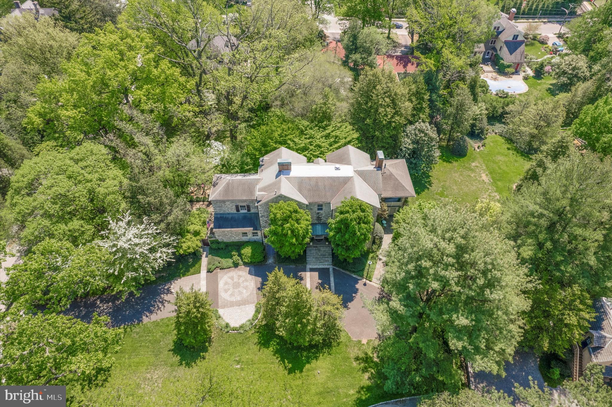 8410 PROSPECT AVENUE