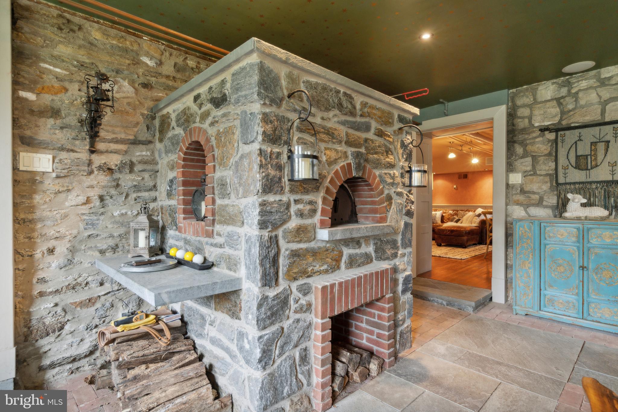 8410 PROSPECT AVENUE