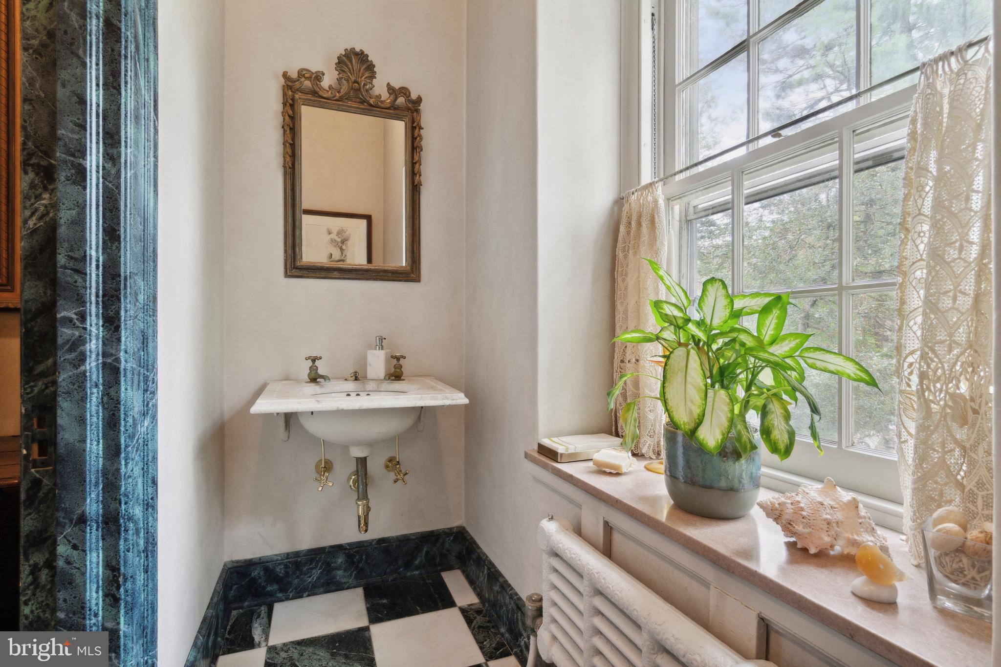 8410 PROSPECT AVENUE