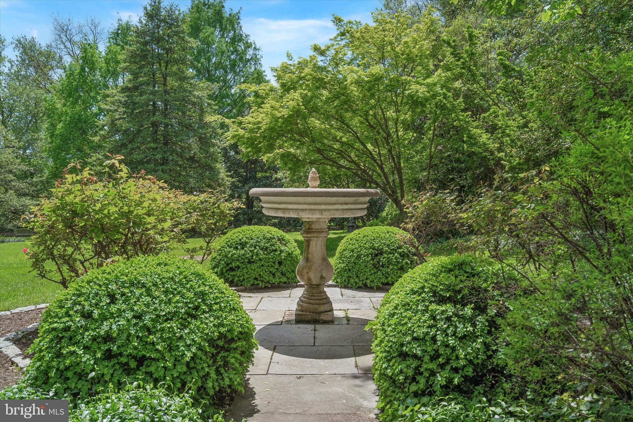 8410 PROSPECT AVENUE