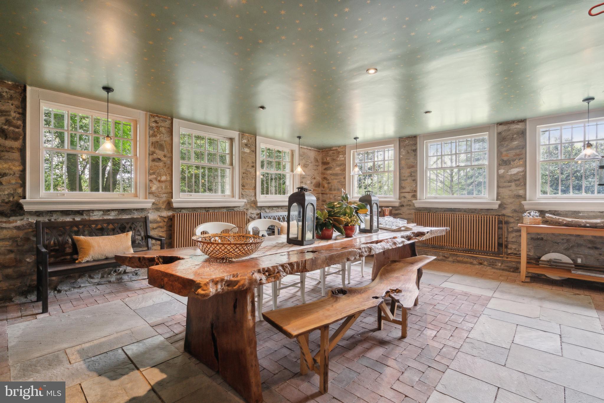 8410 PROSPECT AVENUE