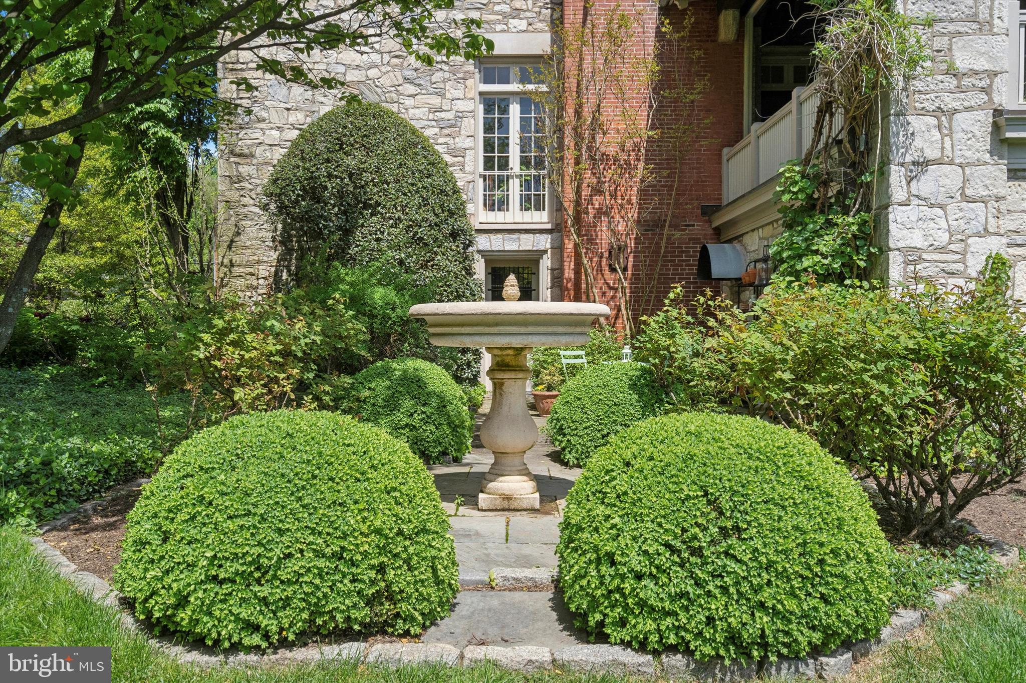 8410 PROSPECT AVENUE