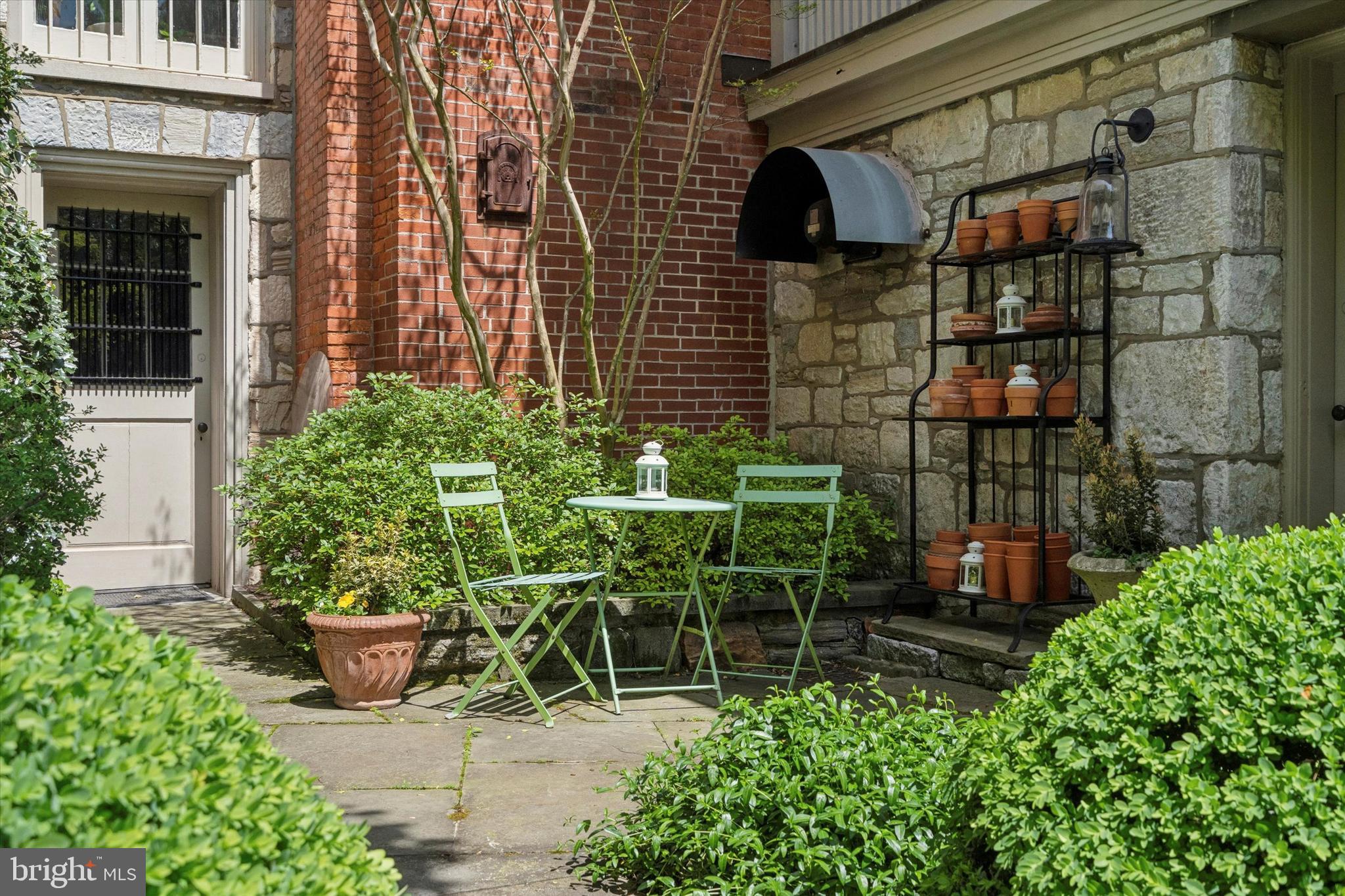 8410 PROSPECT AVENUE