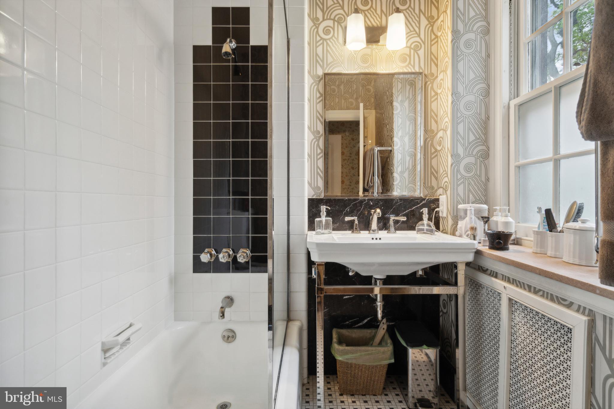 8410 PROSPECT AVENUE