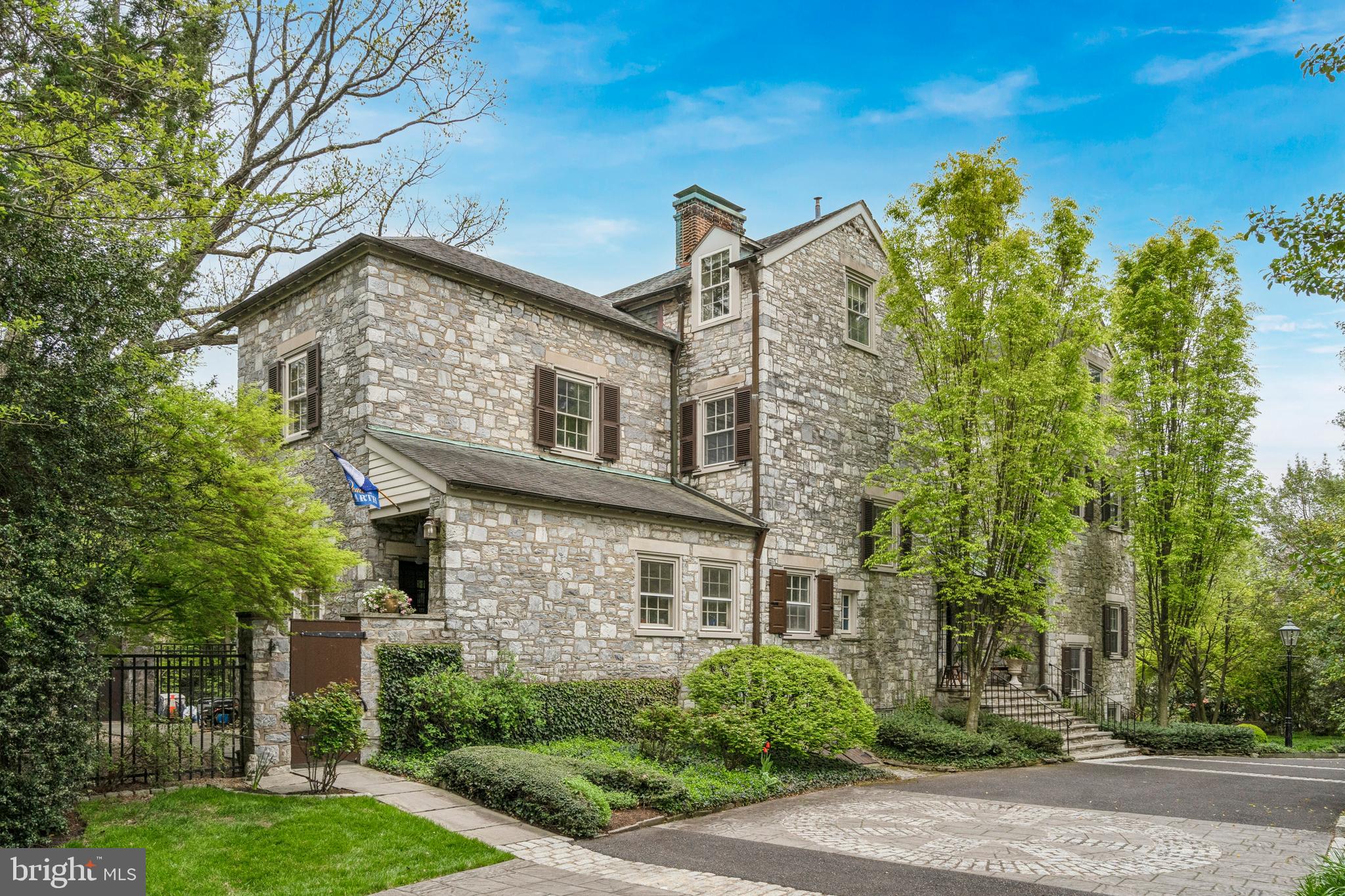 8410 PROSPECT AVENUE