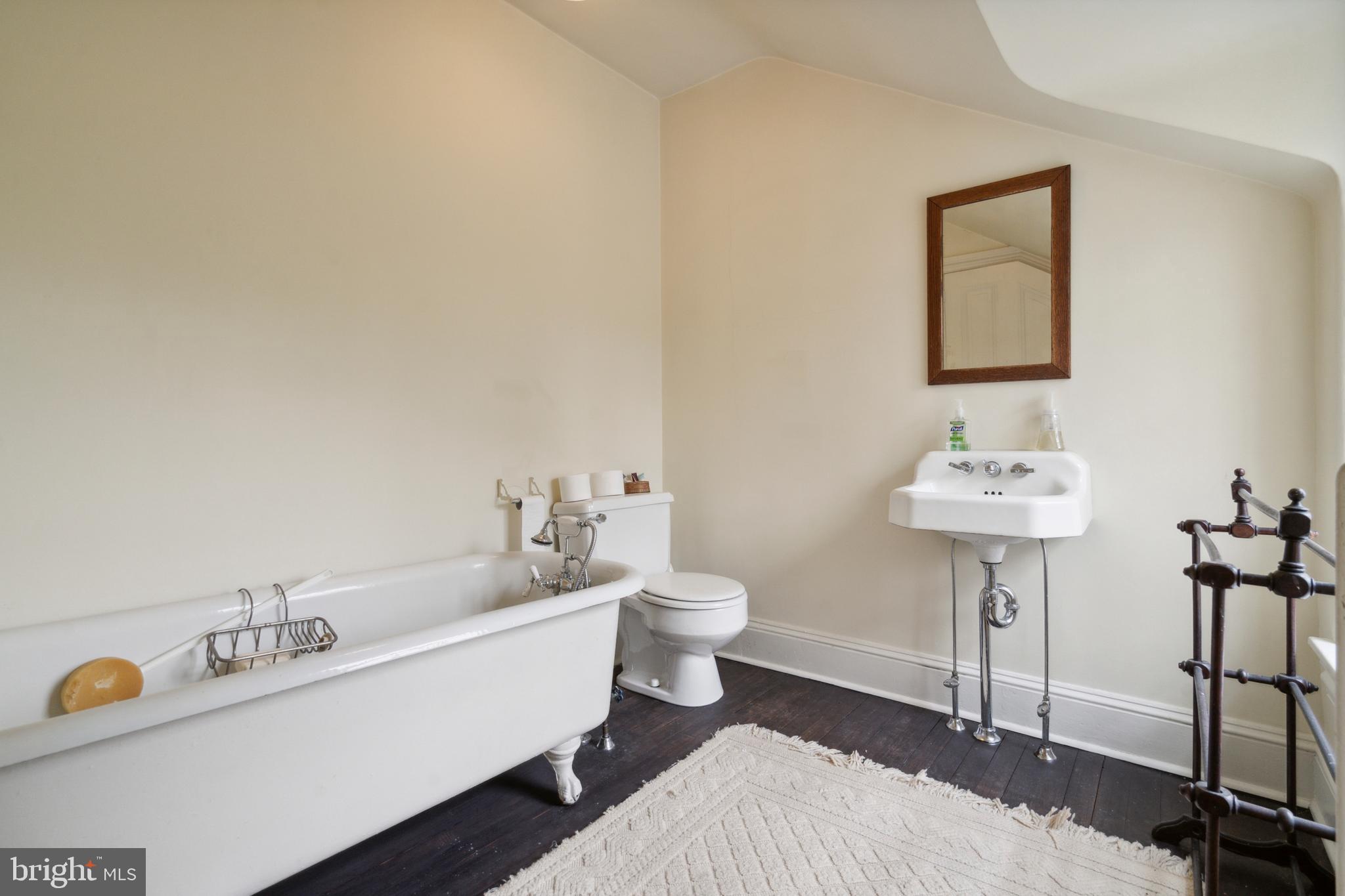 8410 PROSPECT AVENUE