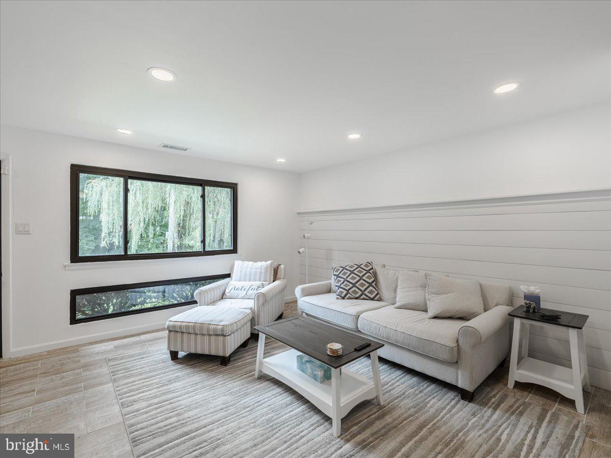 7601 CRITTENDEN STREET G1